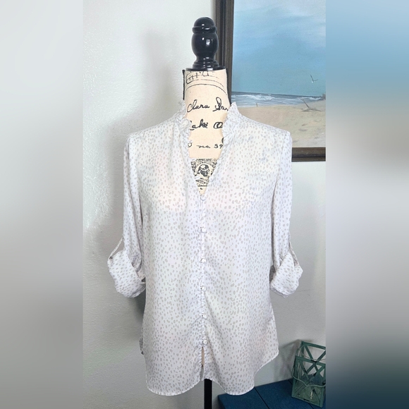 Express Portofino Blouse - Picture 6 of 10